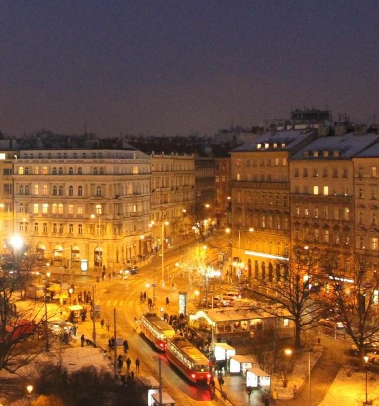 Helen U Namesti Miru Hostel Praha